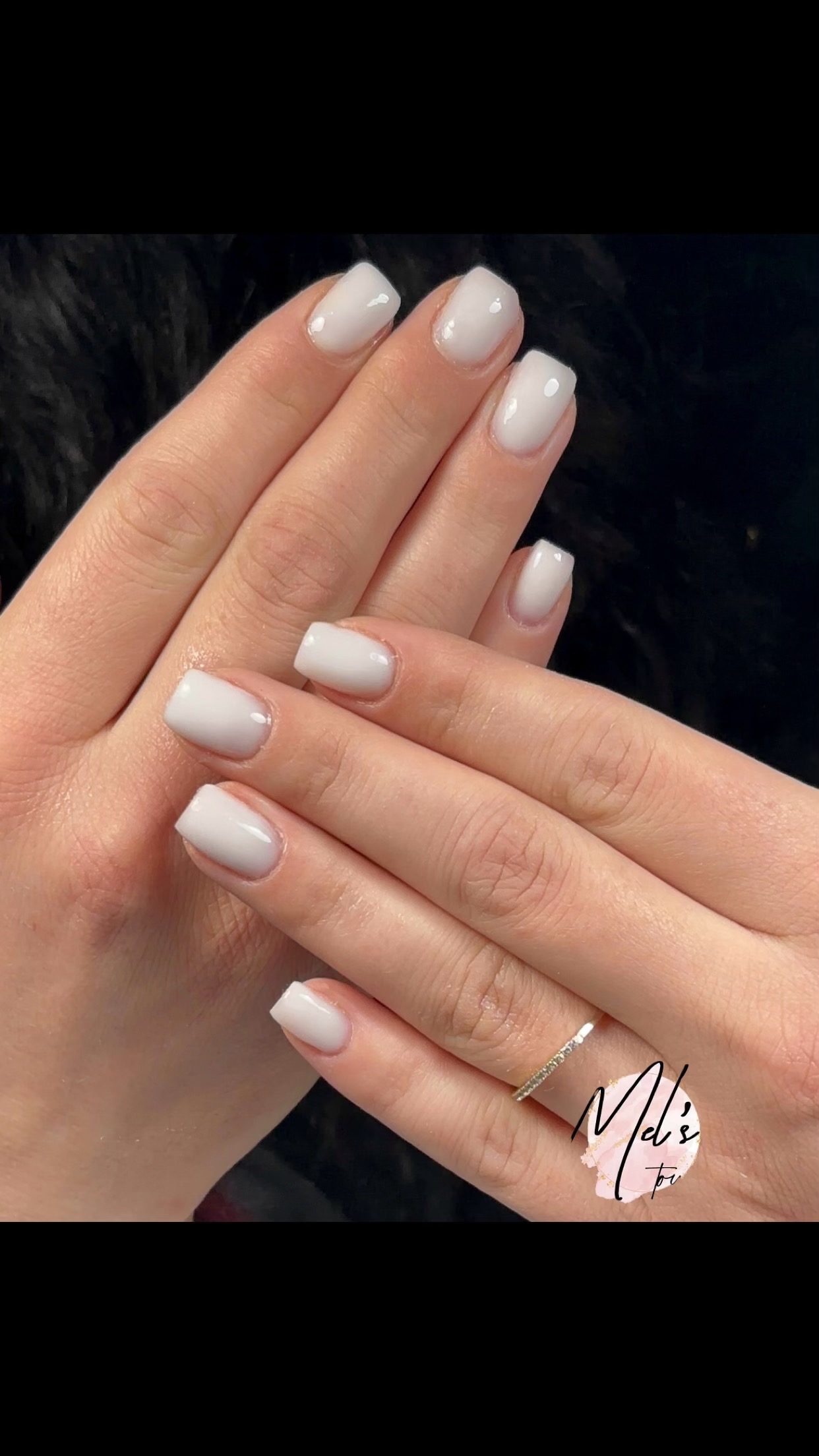Pose Minimaliste Blanche